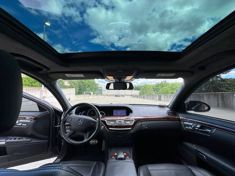 2009 Mercedes-Benz S-Class S 63 AMG