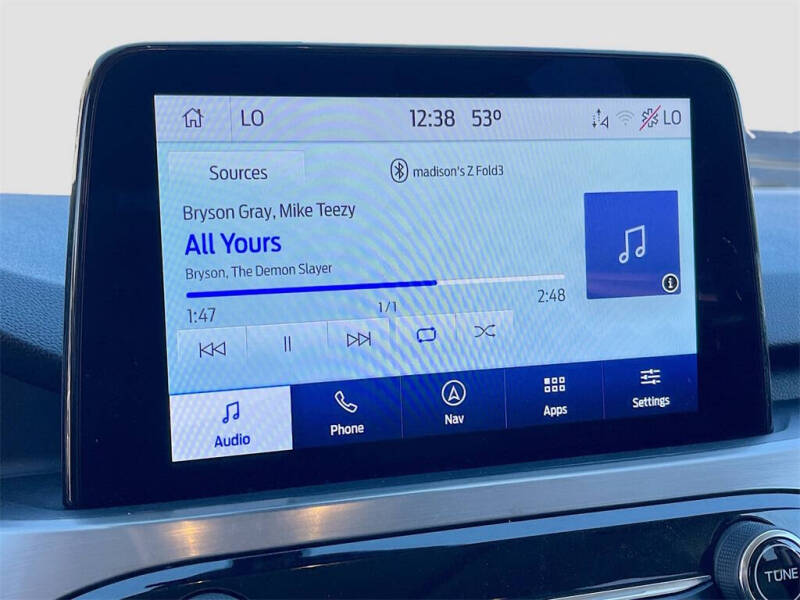 2022 Ford Escape Titanium