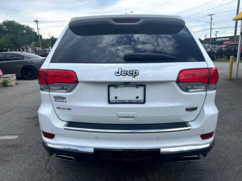 2016 Jeep Grand Cherokee Summit