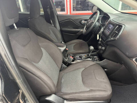 2019 Jeep Cherokee Latitude