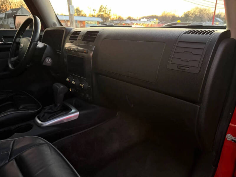 2009 HUMMER H3 Alpha