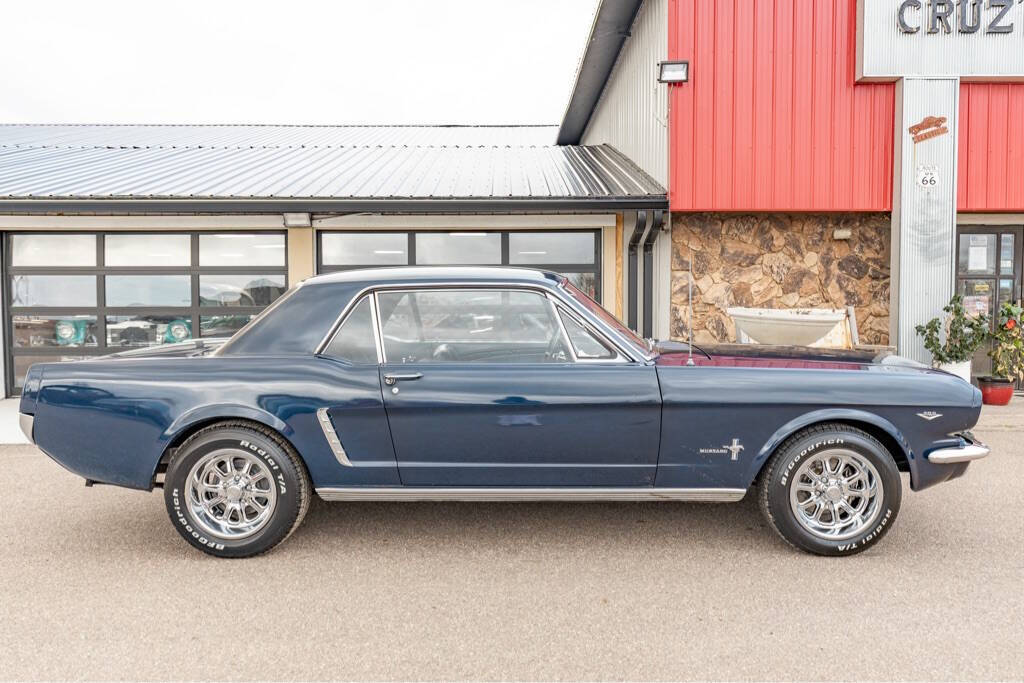 1965 Ford Mustang 3