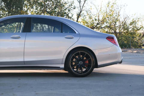 2017 Mercedes-Benz S-Class AMG S 63