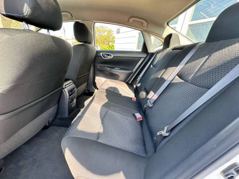 2017 Nissan Sentra SR