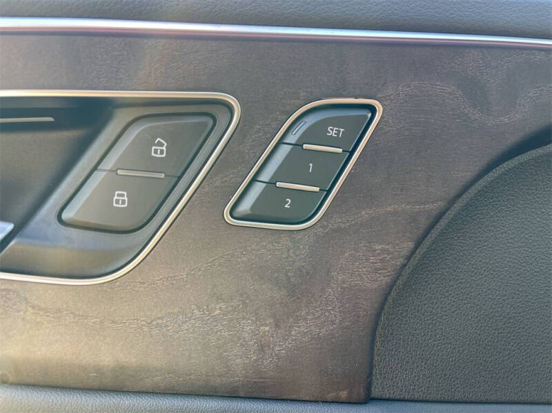 2024 Audi Q8 quattro Prestige 55 TFSI