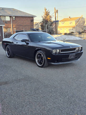 2009 Dodge Challenger SE