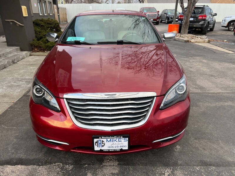 2013 Chrysler 200 Limited