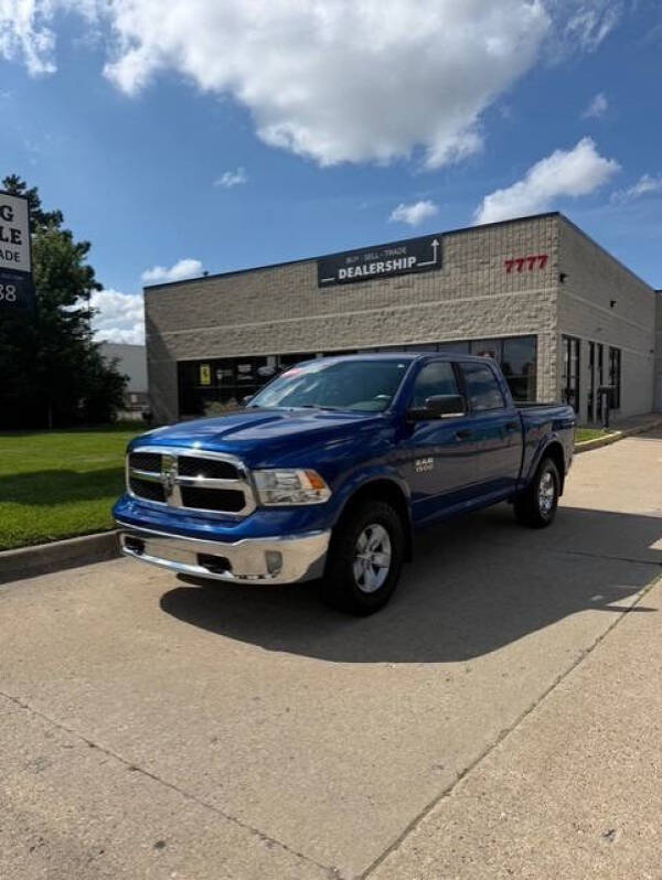 2017 RAM 1500 SLT