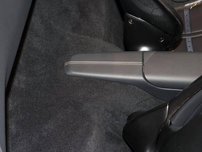 2025 Ferrari 296 GTS