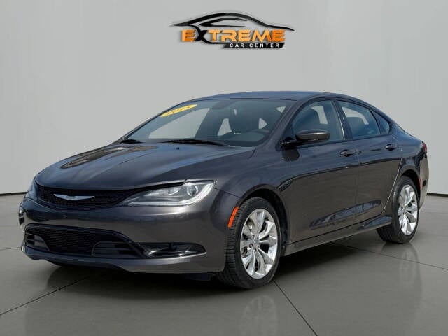 2015 Chrysler 200 for sale at Extreme Car Center in Detroit, MI