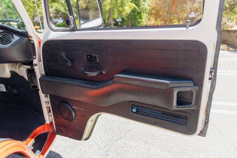 1975 Volkswagen Type 2