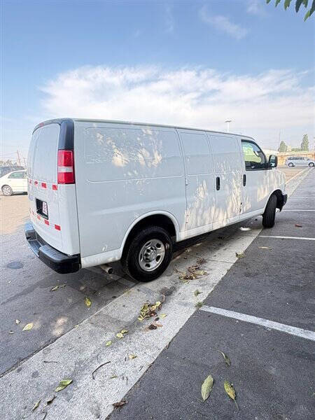 2021 Chevrolet Express 2500