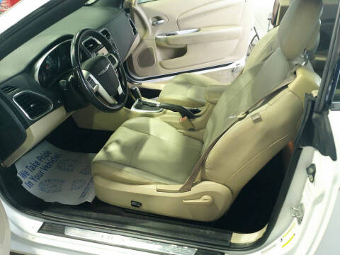 2013 Chrysler 200 Limited