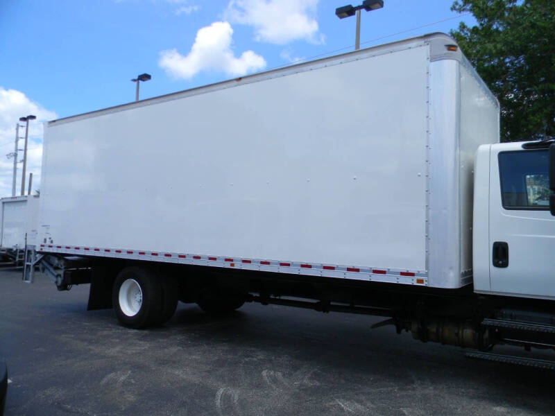2019 International DuraStar 4300