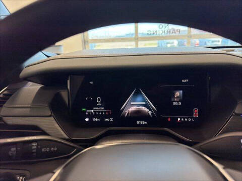 2025 GMC Acadia AT4