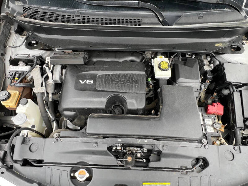 2017 Nissan Pathfinder SL