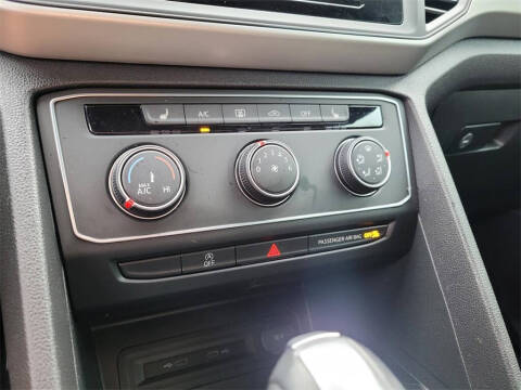 2023 Volkswagen Atlas Cross Sport SE