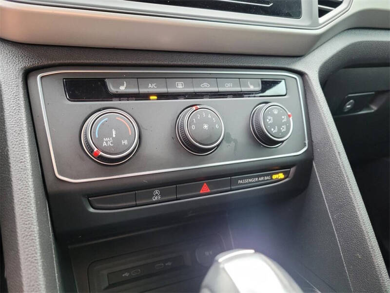 2023 Volkswagen Atlas Cross Sport SE