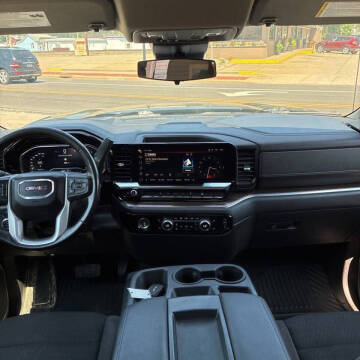 2022 GMC Sierra 1500 Elevation Standard
