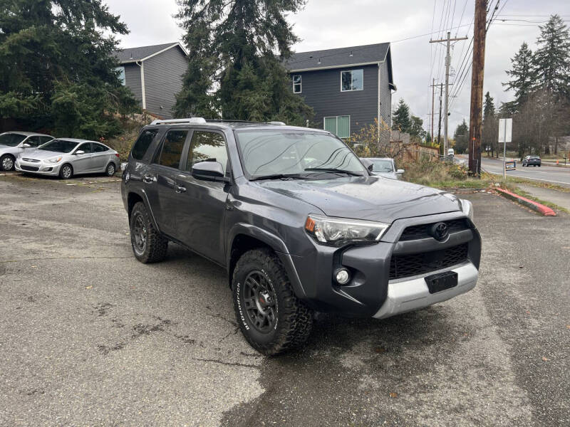 2018 Toyota 4Runner SR5