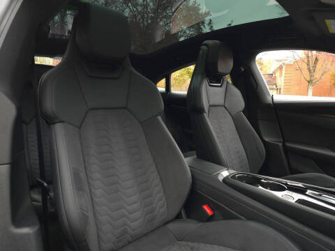 2023 Audi e-tron GT quattro Prestige