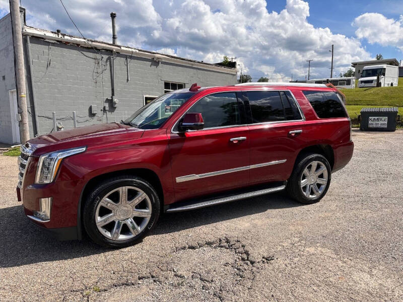 2017 Cadillac Escalade Luxury