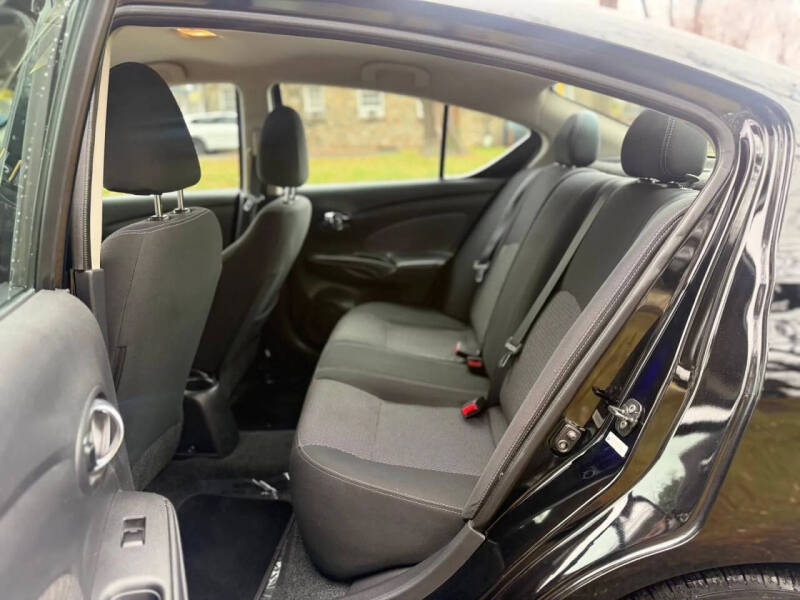 2015 Nissan Versa 1.6 S