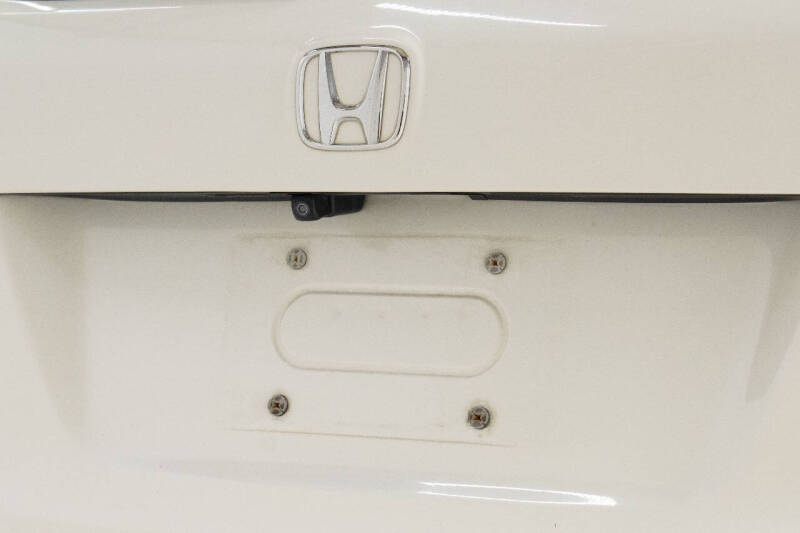 2019 Honda Pilot Touring w/Rear Captain's Chairs