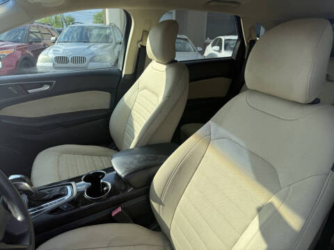 2016 Ford Edge SE