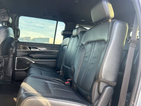 2022 Jeep Wagoneer Series III