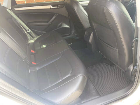 2015 Volkswagen Passat 1.8T Limited Edition