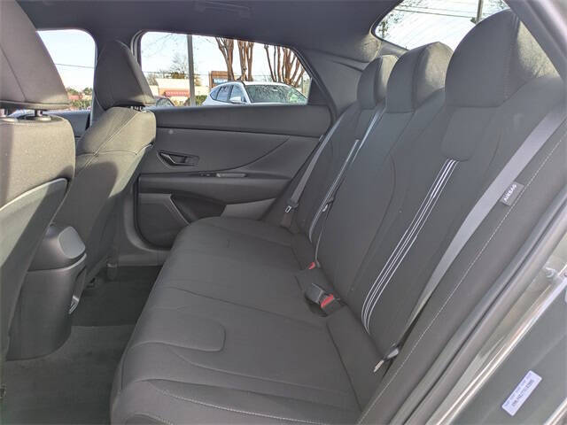 2026 Hyundai Elantra Hybrid SEL Sport