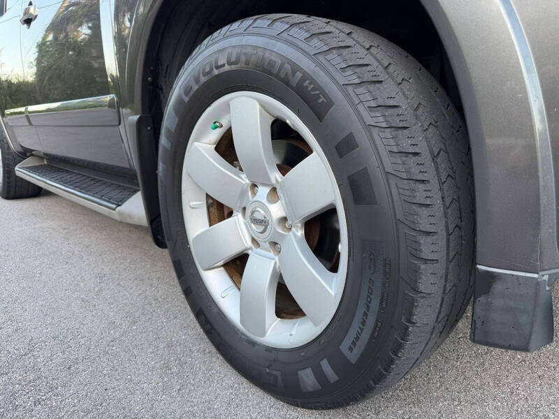 2012 Nissan Armada SL