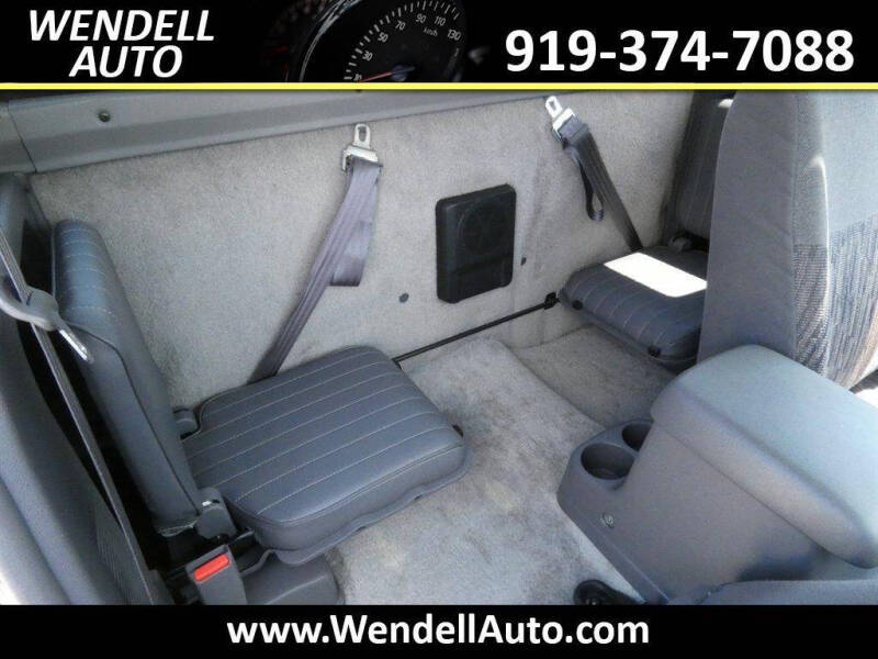 1999 Nissan Frontier SE