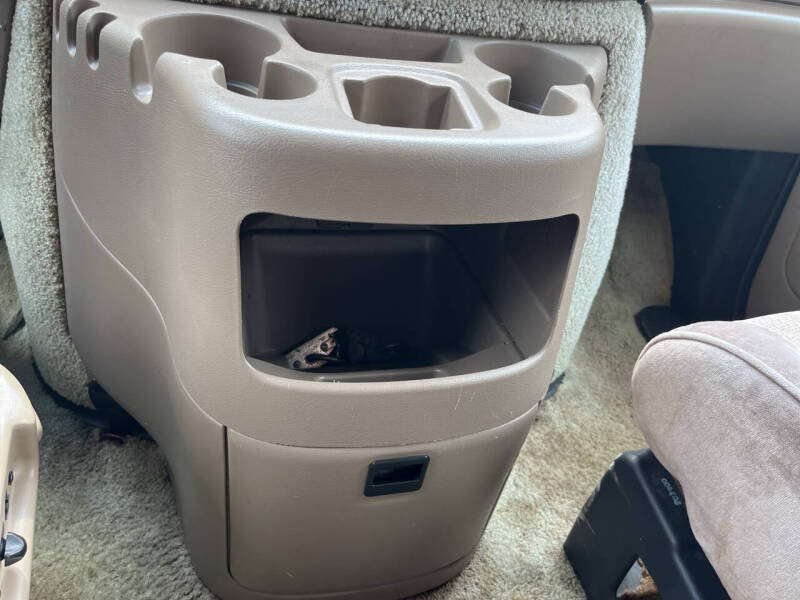 2000 Ford E-Series E-150