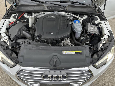 2017 Audi A4 2.0T quattro Premium