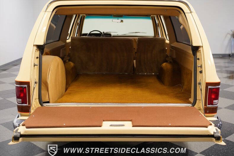 1987 GMC Suburban R1500