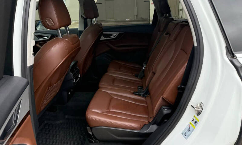 2018 Audi Q7 2.0T quattro Premium Plus