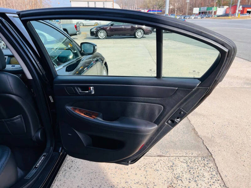 2011 Hyundai Genesis 4.6L V8