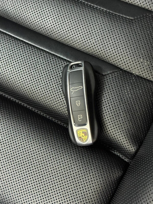 2019 Porsche Panamera Turbo