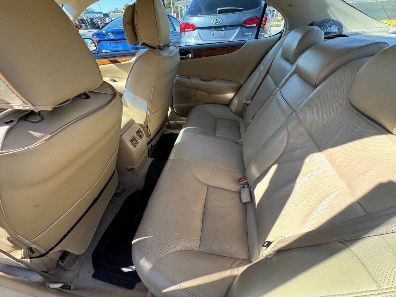 2005 Lexus ES 330