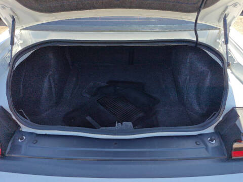 2016 Dodge Challenger SXT Plus