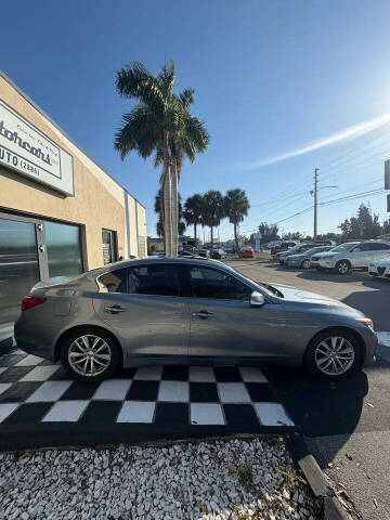 2015 Infiniti Q50 Premium