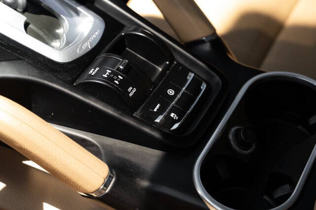 2016 Porsche Cayenne