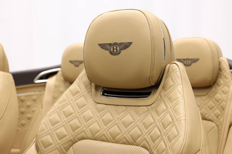 2021 Bentley Continental GTC V8