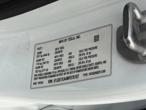 2021 Tesla Model 3 Standard Range Plus