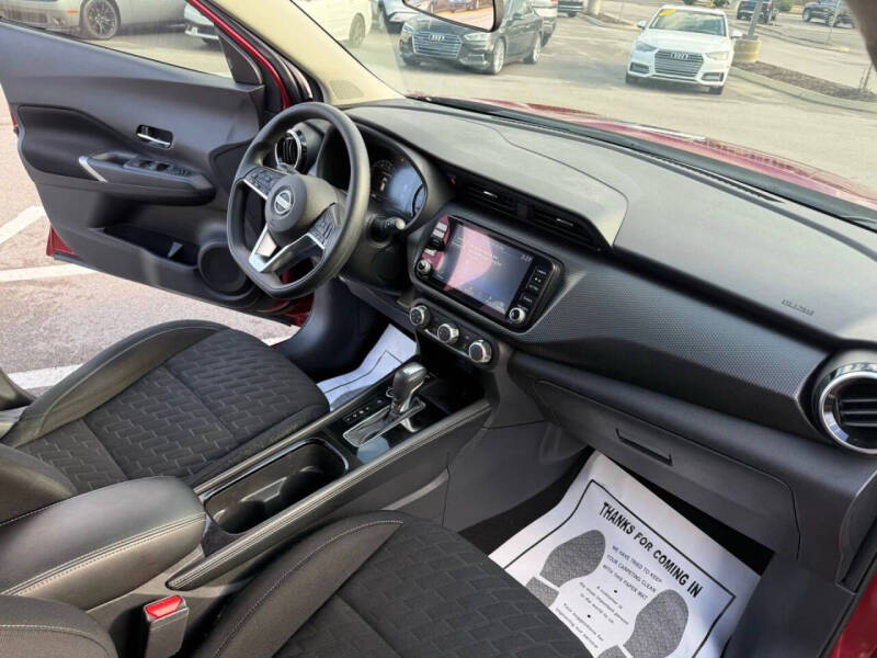 2023 Nissan Kicks SV