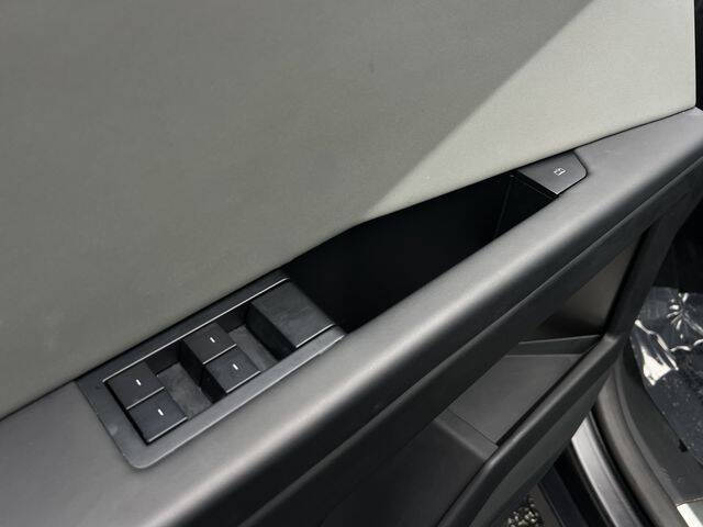 2024 Tesla Cybertruck