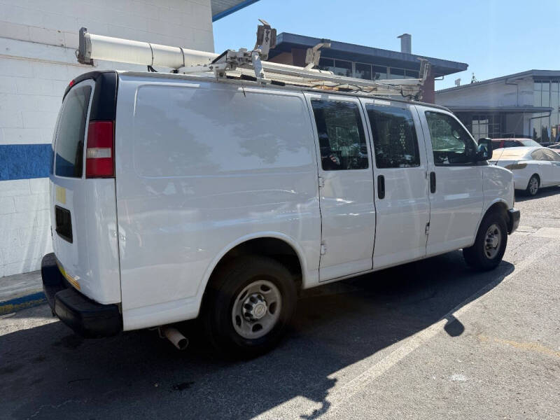 2013 Chevrolet Express 2500