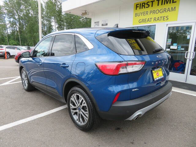 2022 Ford Escape SEL